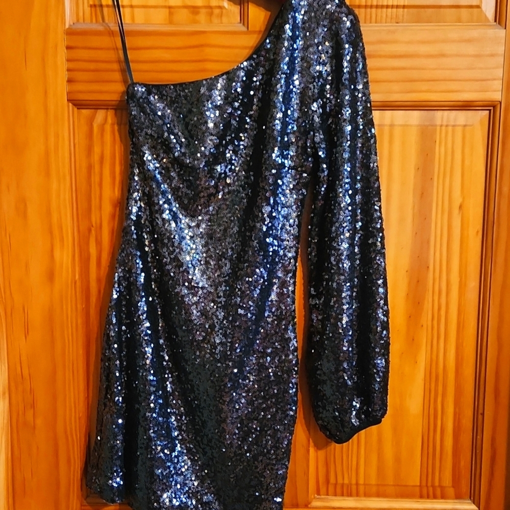 Mini black sequin prom dress